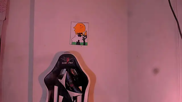 bad girl xxx online show from April 18, 4:05 am