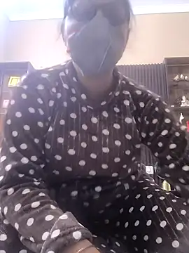 Snapshot of Lovely_Tannu chatting on November 29, 11:02 am Lovely Tannu online show from November 29, 11:02 am