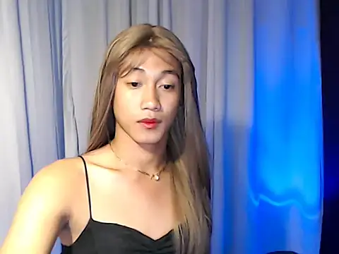 taylaxuxu online show from March 12, 3:45 am