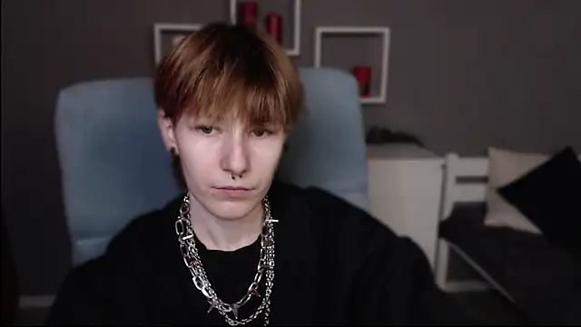 guitarandangell online show from March 13, 5:14 am