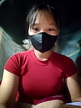 linh-miu99 online show from December 19, 5:25 am