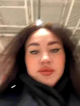 Snapshot of KiraSunshine chatting on October 28, 3:54 am KiraSunshine online show from October 28, 3:54 am