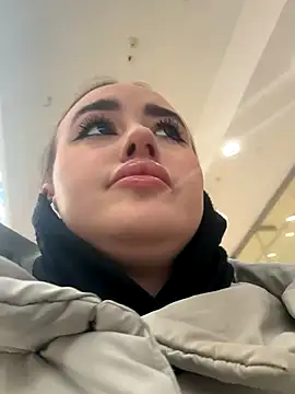 Snapshot of KiraSunshine chatting on November 11, 3:50 am KiraSunshine online show from November 11, 3:50 am