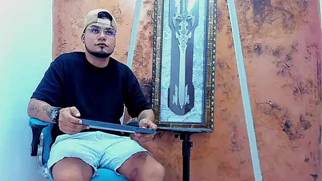 Snapshot of handsome_boys22 chatting on December 1, 9:42 pm handsome boys22 online show from December 1, 9:42 pm