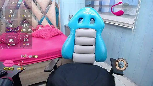 micaela naugthy online show from October 28, 11:36 am