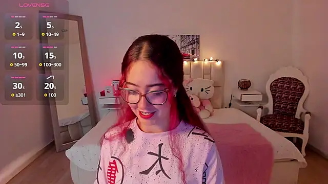 Snapshot of Amaraa_couper1 chatting on November 5, 4:01 am Amaraa couper1 online show from November 5, 4:01 am