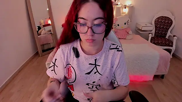 Snapshot of Amaraa_couper1 chatting on November 27, 3:30 am Amaraa couper1 online show from November 27, 3:30 am