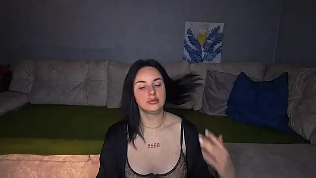 Snapshot of Kirunya chatting on November 30, 8:24 pm Kirunya online show from November 30, 8:24 pm