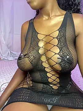 Snapshot of dime213 chatting on February 21, 4:19 pm dime213 online show from February 21, 4:19 pm