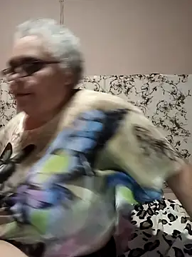 Snapshot of juicyboode chatting on November 1, 5:48 pm juicyboode online show from November 1, 5:48 pm