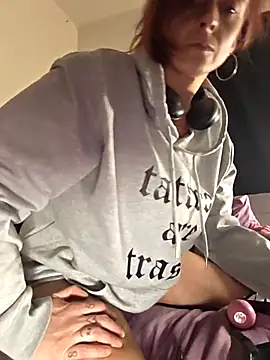 LoveLibz169 online show from April 19, 8:13 am