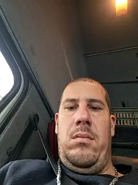 Snapshot of Szeximado31 chatting on November 12, 6:58 am Szeximado31 online show from November 12, 6:58 am