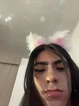 Snapshot of Agattha22 chatting on November 29, 3:42 am Agattha22 online show from November 29, 3:42 am