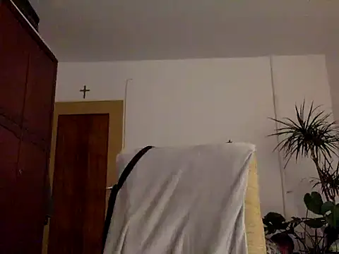 Snapshot of Filip_76 chatting on October 18, 5:25 pm Filip 76 online show from October 18, 5:25 pm