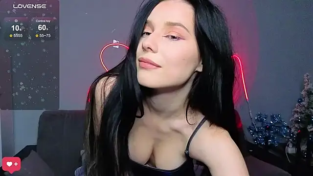 Snapshot of Mell_Hyees chatting on December 17, 5:08 pm Mell Hyees online show from December 17, 5:08 pm