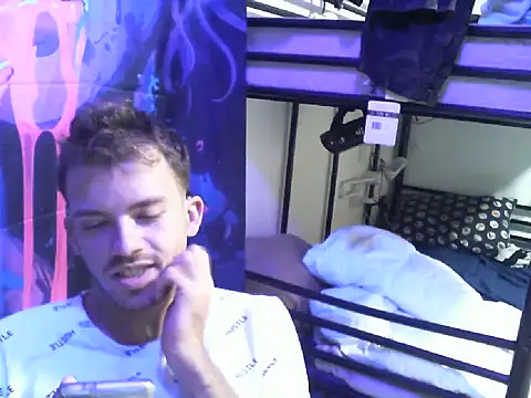 Snapshot of oraharoncohen chatting on November 16, 6:57 pm oraharoncohen online show from November 16, 6:57 pm