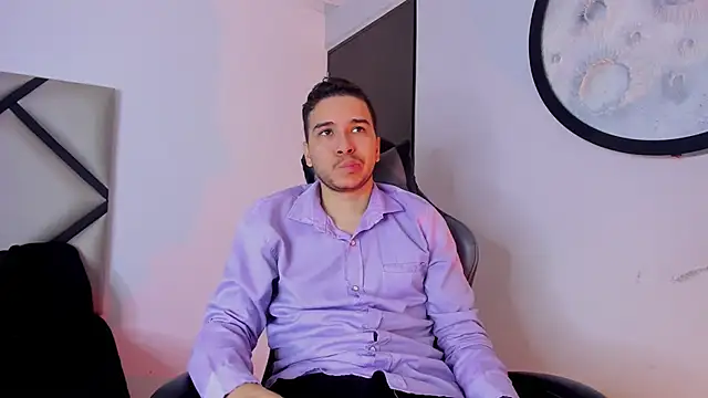 Snapshot of mike_257 chatting on October 23, 11:42 am mike 257 online show from October 23, 11:42 am