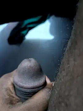 Snapshot of 67yoki chatting on December 3, 5:44 pm 67yoki online show from December 3, 5:44 pm