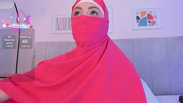 fatiima  online show from March 27, 7:13 pm