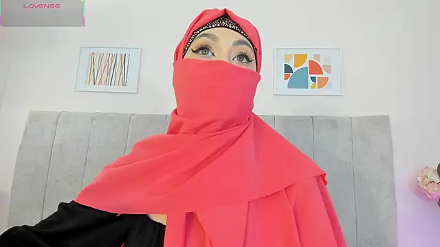 fatiima  online show from April 15, 6:59 pm