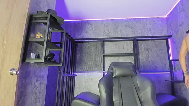 ArohomLester online show from January 7, 7:16 pm