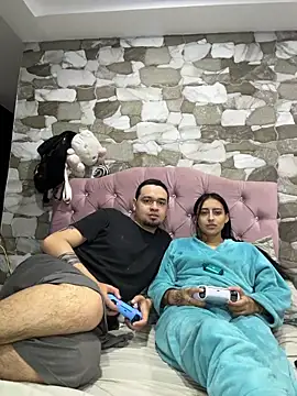 Snapshot of zelda_kuro chatting on November 27, 3:19 am zelda kuro online show from November 27, 3:19 am