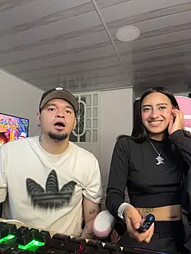 Snapshot of zelda_kuro chatting on December 21, 9:22 pm zelda kuro online show from December 21, 9:22 pm