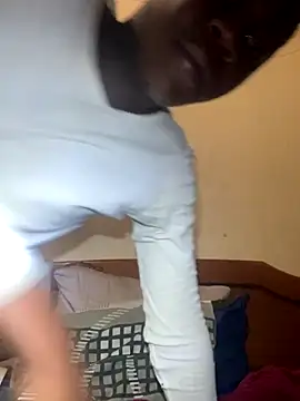 Snapshot of maloya267 chatting on December 14, 10:58 pm maloya267 online show from December 14, 10:58 pm