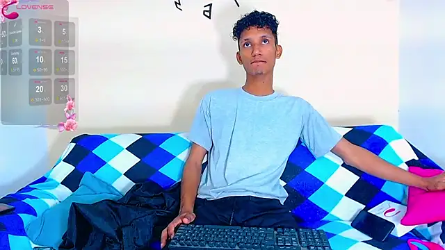 Snapshot of dabryan8 chatting on December 16, 11:15 am dabryan8 online show from December 16, 11:15 am