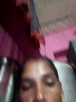 queen sonam online show from November 12, 11:25 pm