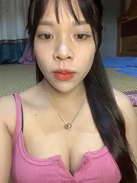 Snapshot of Duck_dona chatting on October 22, 1:33 pm Duck dona online show from October 22, 1:33 pm