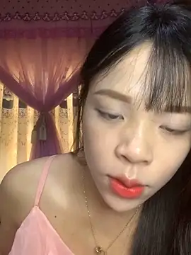 Snapshot of Duck_dona chatting on October 29, 7:43 am Duck dona online show from October 29, 7:43 am