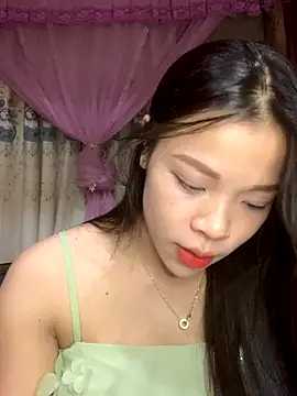 Snapshot of Duck_dona chatting on October 31, 11:55 am Duck dona online show from October 31, 11:55 am