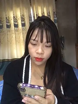 Snapshot of Duck_dona chatting on November 13, 2:21 am Duck dona online show from November 13, 2:21 am