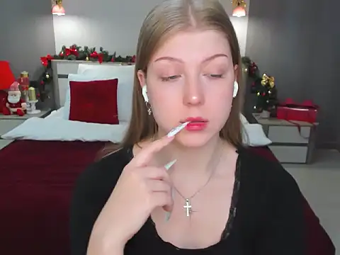 Stella Light online show from December 15, 11:58 am