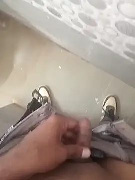 HeatableRevan online show from April 14, 7:58 am