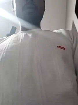 nick2445 online show from December 16, 7:19 pm