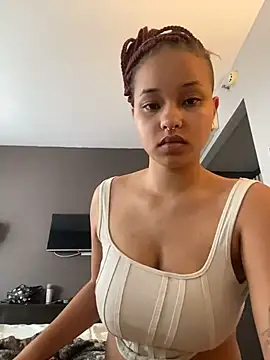 Snapshot of guinness_cp chatting on November 23, 4:29 pm guinness cp online show from November 23, 4:29 pm