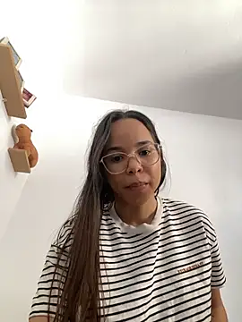 Snapshot of Bab_Angel chatting on December 5, 3:52 pm Bab Angel online show from December 5, 3:52 pm