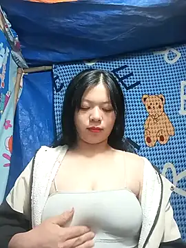 lisa-bae00 online show from November 27, 10:34 pm