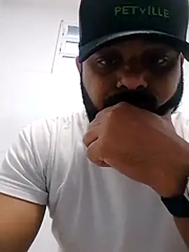 Snapshot of Sfdocom chatting on October 29, 7:48 pm Sfdocom online show from October 29, 7:48 pm