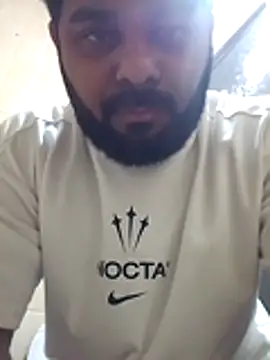 Snapshot of Sfdocom chatting on October 30, 2:18 pm Sfdocom online show from October 30, 2:18 pm