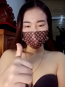 Snapshot of Family-Lovee chatting on November 14, 10:51 pm Family-Lovee online show from November 14, 10:51 pm