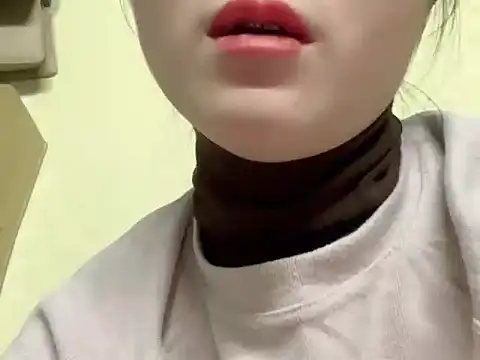 Snapshot of Family-Lovee chatting on November 20, 10:26 am Family-Lovee online show from November 20, 10:26 am