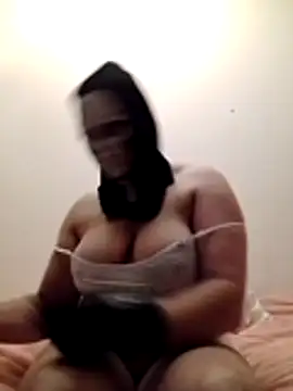 Snapshot of portuguesacasada chatting on October 26, 6:25 pm portuguesacasada online show from October 26, 6:25 pm