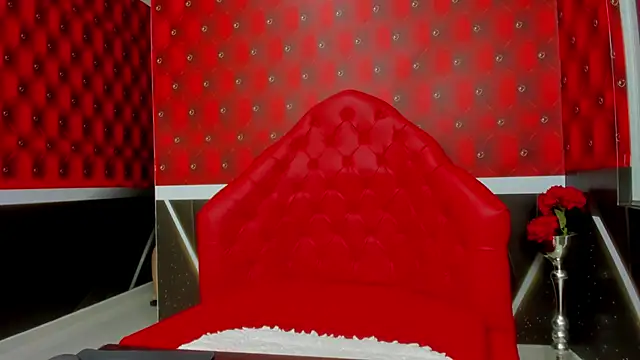 Bianca Millf online show from February 1, 3:49 am