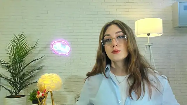 LibradaCyphert online show from October 22, 7:19 am