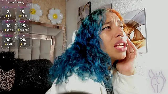 Snapshot of Cristall_ravven chatting on December 16, 12:48 am Cristall ravven online show from December 16, 12:48 am