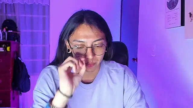  Astrea  online show from April 10, 1:11 am