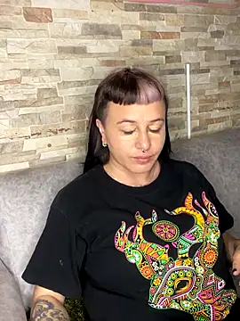 Snapshot of camilaa_lux chatting on October 29, 10:28 am camilaa lux online show from October 29, 10:28 am